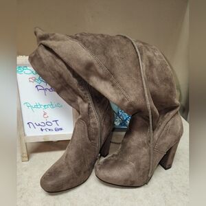 Women's Thigh High, High Heel, Lace-Up Stretch Boot, Brown, SZ: 5.5 ~ NWOT